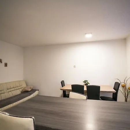 Spacious Suitable For Everyone :) * Lublaň